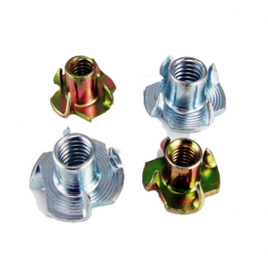 DIN1624 Màu vàng mạ kẽm Nữ gỗ T Tee Four Claw Nut 4 Prong Tee Nuts